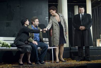 Varjú Olga, Kardos Róbert, Varga Anikó, Gados Béla - © theater.hu - Ilovszky  Béla