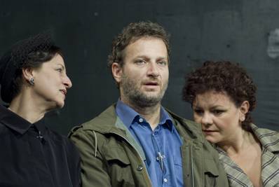 Varjú Olga, Kardos Róbert, Varga Anikó - © theater.hu - Ilovszky  Béla
