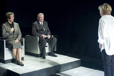 Császár Angela, Fülöp Zsigmond, Kubik Anna - © theater.hu - Ilovszky  Béla