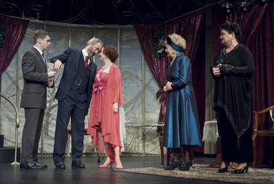 Jelenet az előadásból - © theater.hu - Ilovszky  Béla