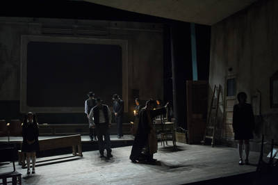 Jelenet az előadásból - © theater.hu - Ilovszky  Béla