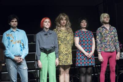 Kelemen Kristóf, Eke Angéla, Horváth Alexandra, Tarr Judit, Rétfalvi Tamás - © theater.hu - Ilovszky  Béla