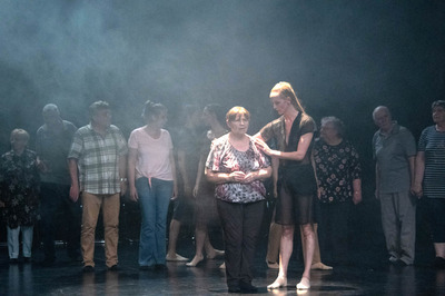 Jelenet az előadásból - © theater.hu - Ilovszky  Béla