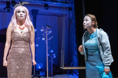 Angyalok a lombok között