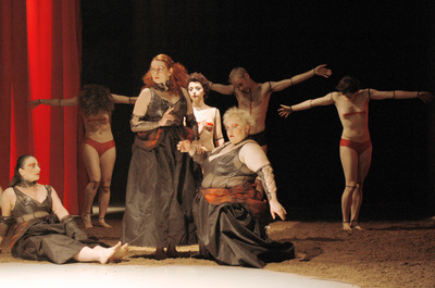 © theater.hu - Nyikos Tícia