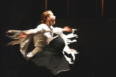 Fehér tűz, fekete tűz (Dybbuk) Fehér tűz, fekete tűz (Dybbuk)