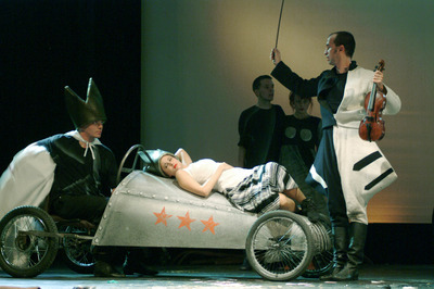 A katona története A katona története